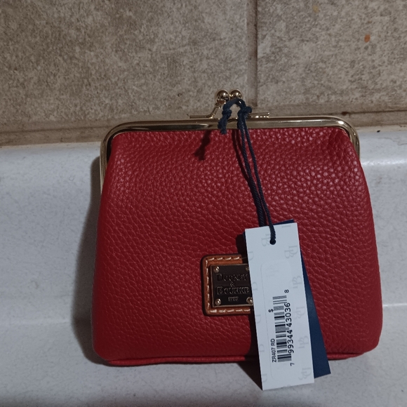 NWT Dooney Bourke Red Pebble Leather Large Frame Purse Coin Clutch…